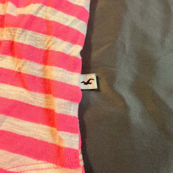 Hollister T-Shirt - Picture 3 of 7